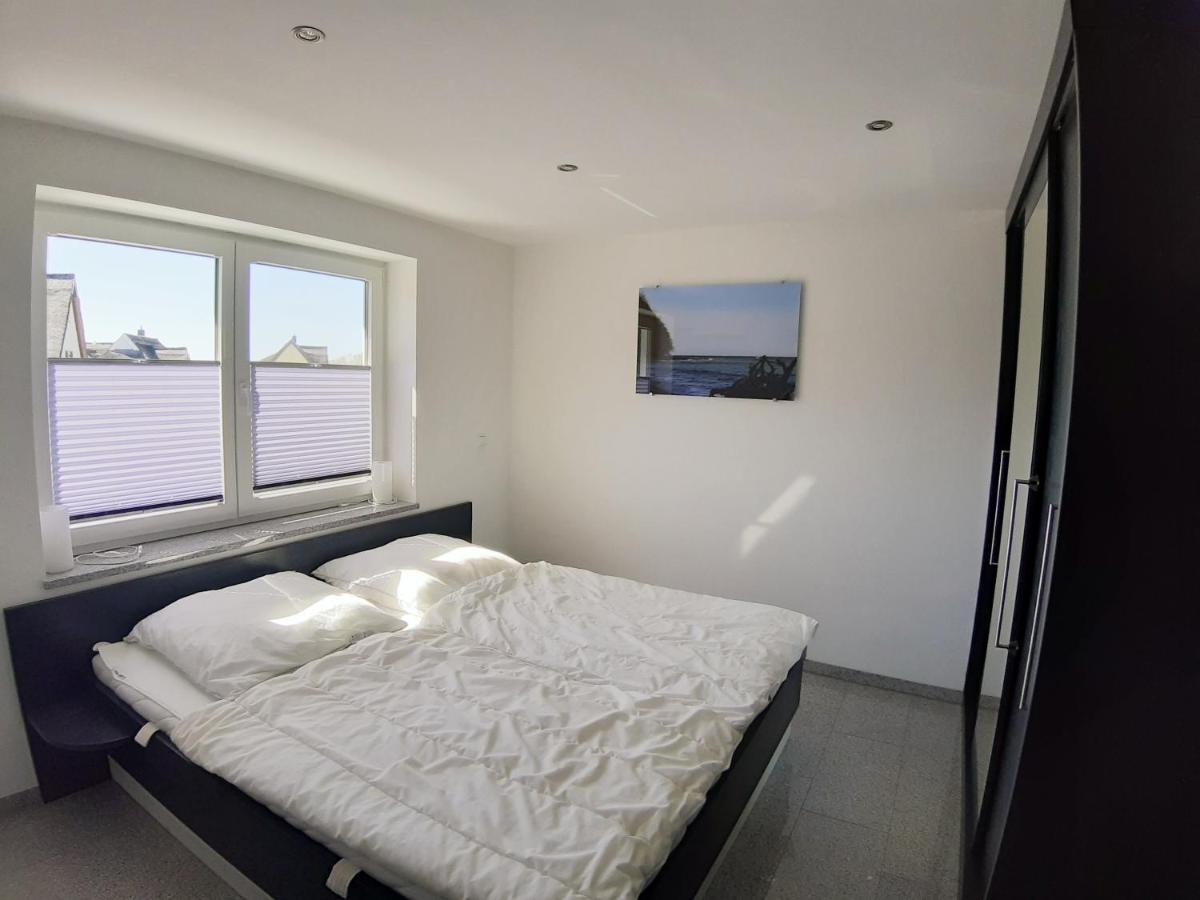 Wellenreiter 2 Apartment Бреге Екстериор снимка